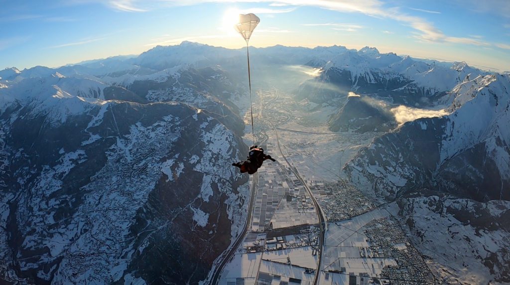 Saut en parachute tandem à Sion