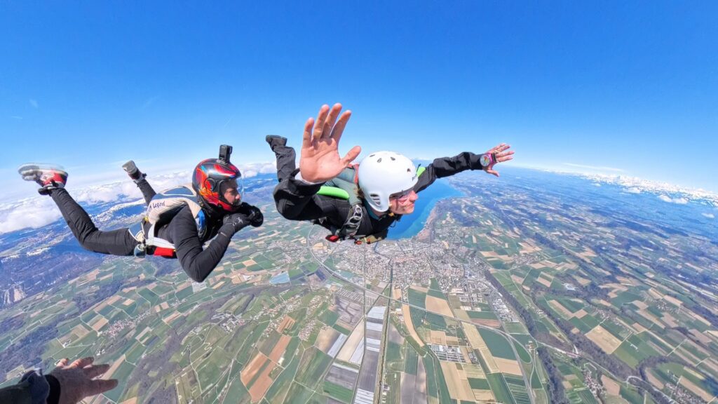 Apprendre le parachutisme avec la formation PAC