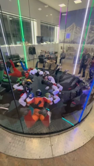 Instagram post from romandieparachutisme. This post is in position 5.