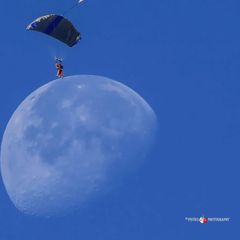 Instagram post from romandieparachutisme. This post is in position 0.