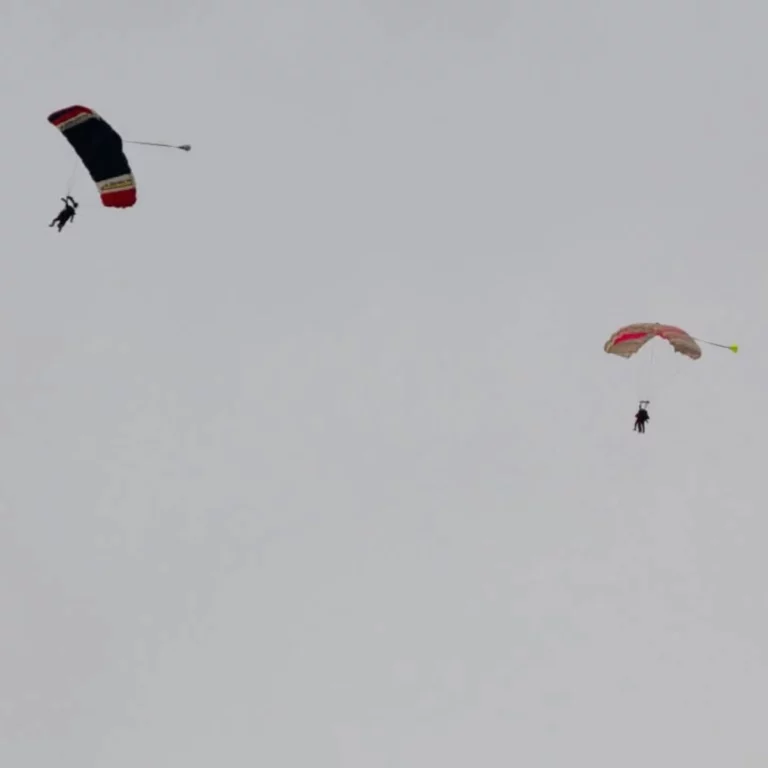 Instagram post from romandieparachutisme. This post is in position 6.