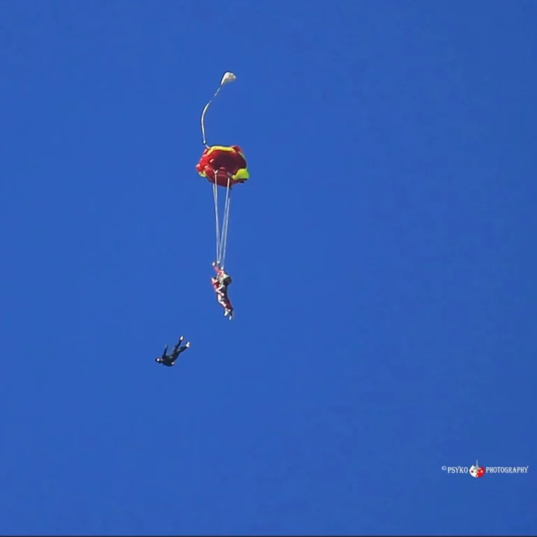 Instagram post from romandieparachutisme. This post is in position 2.