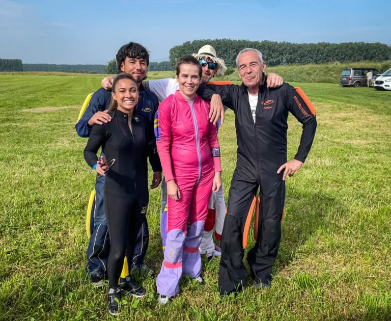 Instagram post from romandieparachutisme. This post is in position 19.