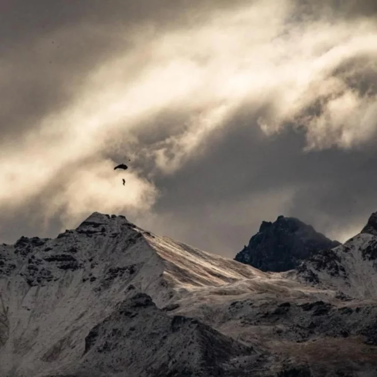 Instagram post from romandieparachutisme. This post is in position 3.