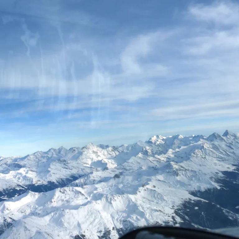 Instagram post from romandieparachutisme. This post is in position 6.