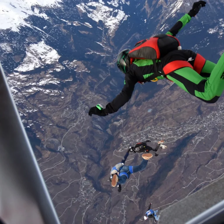 Instagram post from romandieparachutisme. This post is in position 9.